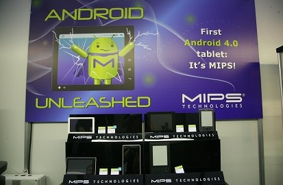 Release 8 of the Android NDK supports MIPS