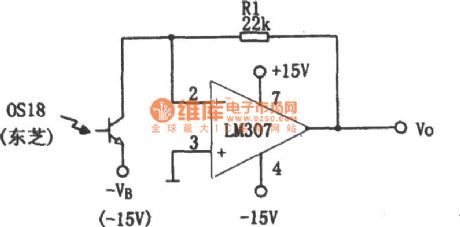 Photoelectric receiving amplifier circuit with LM307