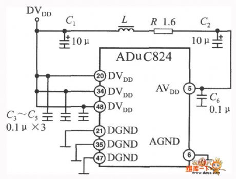 high-accuracy monolithic data acquisition system ADuC824 single power supply circuit
