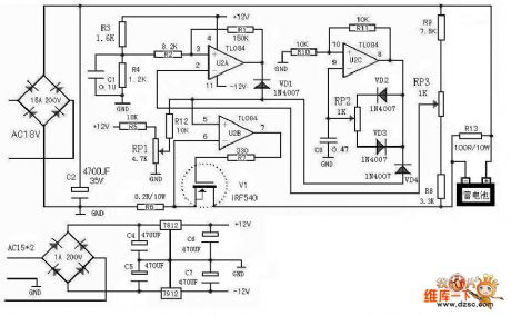 Pulse current limiting battery charger circuit