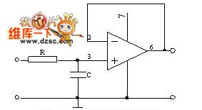 Second-order active low-pass RC circuit diagram