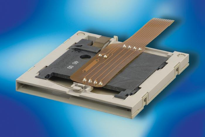 C702 10M008 001 4 detail