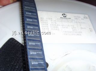 PIC16LC63T-04/SO032 Picture