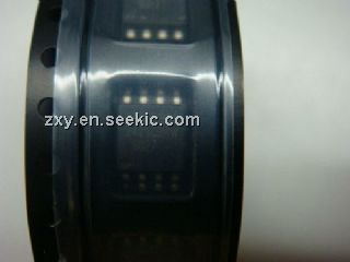 AT24C1024W-SI2.7 Picture