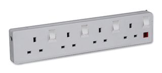 PRO ELEC9393TRAILING SOCKET, 4WAY, IND SWITCHED detail